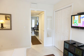 Colindale Apartments Williams Town Екстериор снимка